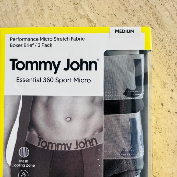 NEW Tommy John Performance Micro Stretch Boxer Brief 3 pack Medium - Picture 2 of 5